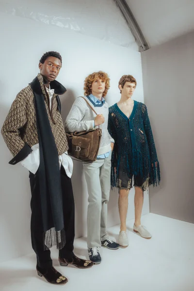 Look 11